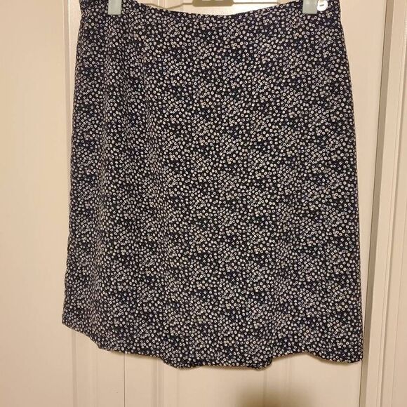 Vintage Studio. Blue And White Floral Loose Skort Medium - Picture 1 of 7